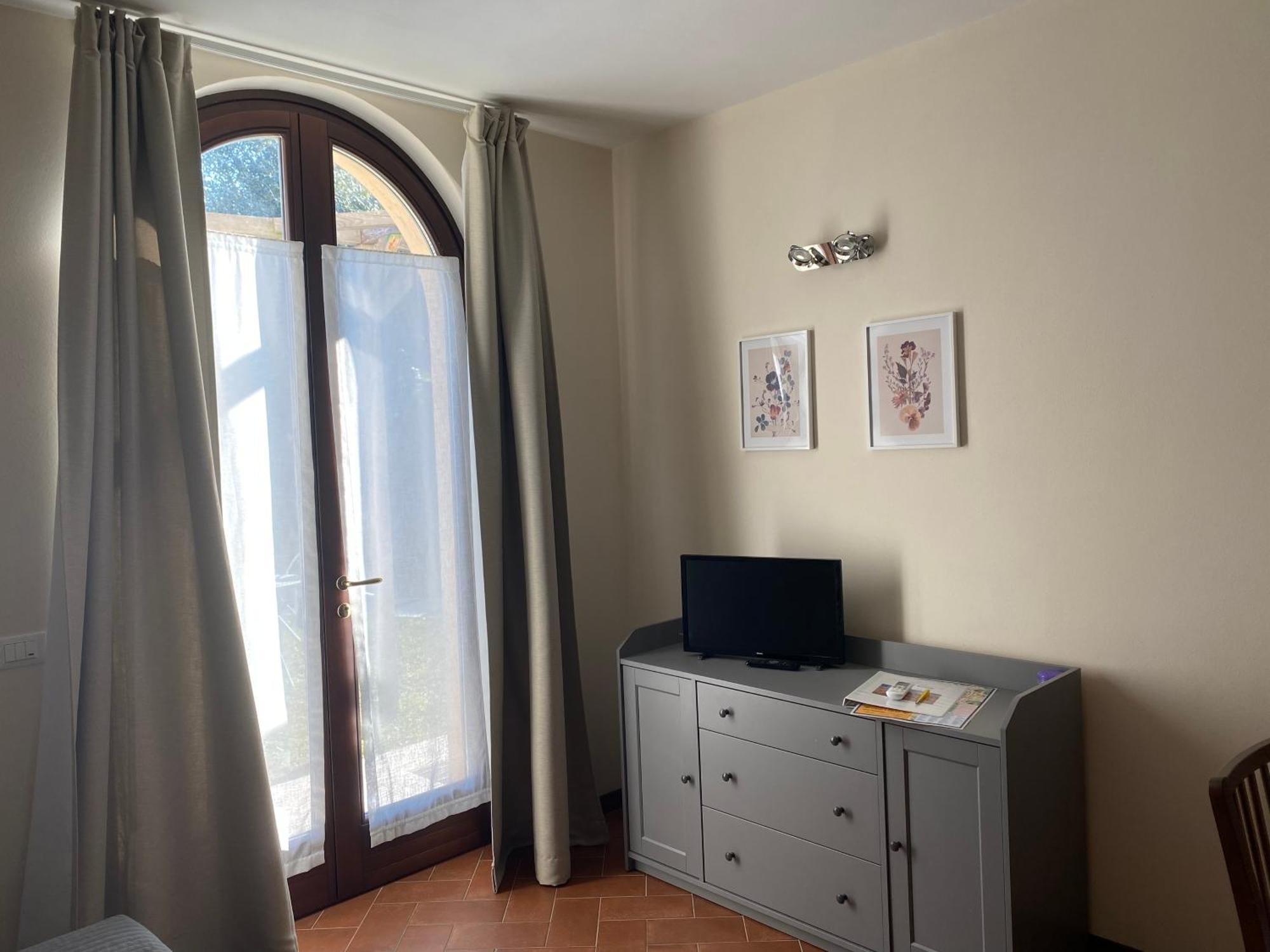 דירות ורונה Residenza Cipressi E Olivi מראה חיצוני תמונה